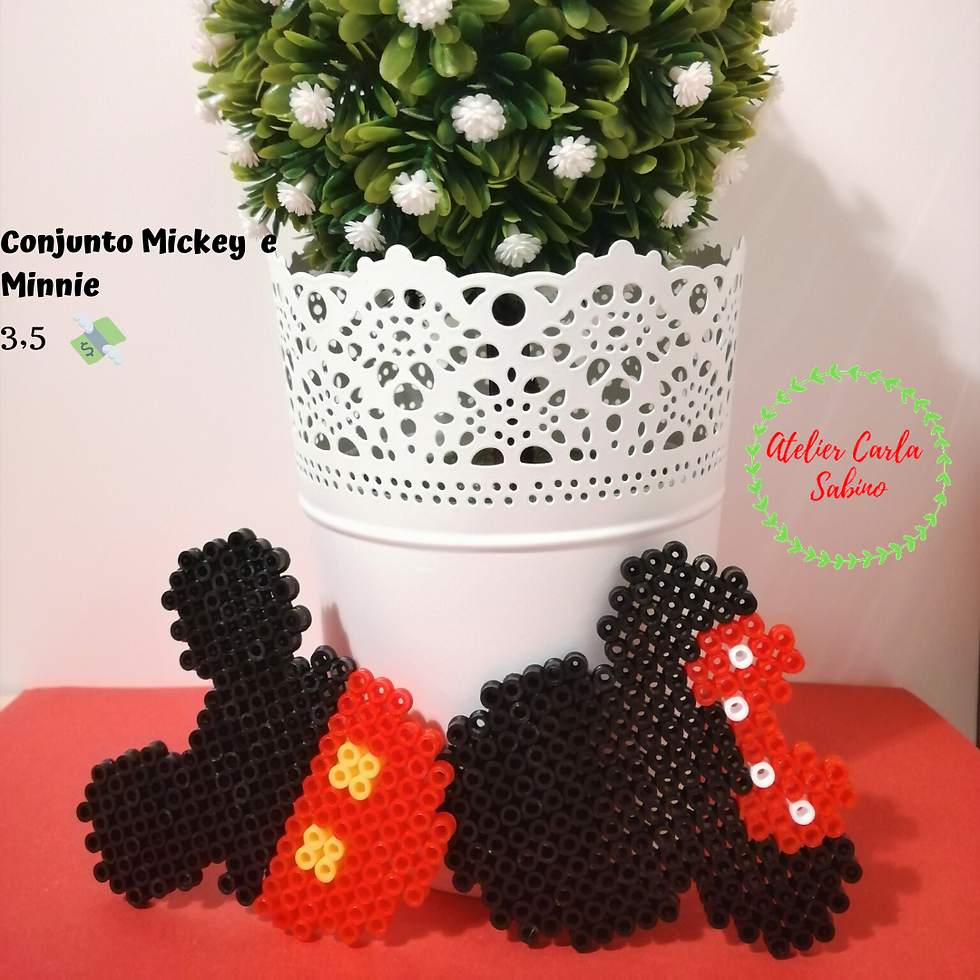 Mickey e Minnie em contas pyssla
