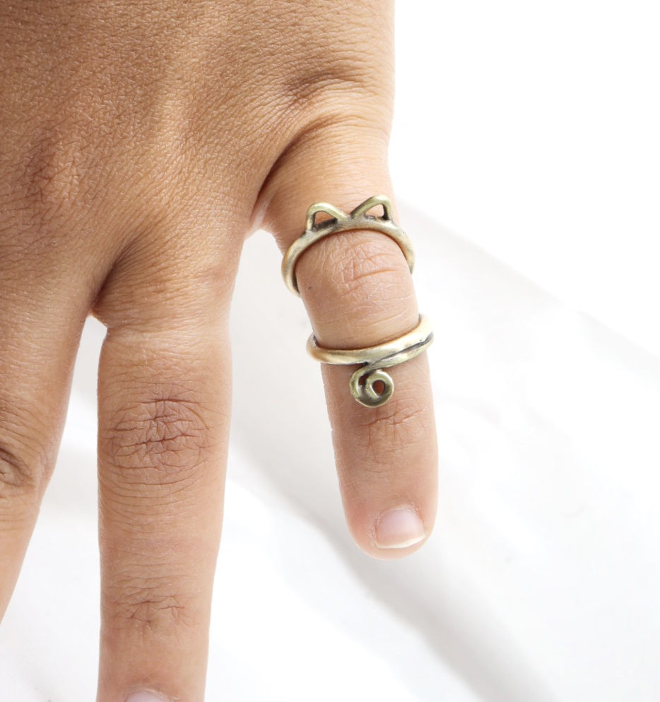 Miniatura: EB009 Brass Cat Splint Ring: Adjustable Joint Support, Handmade