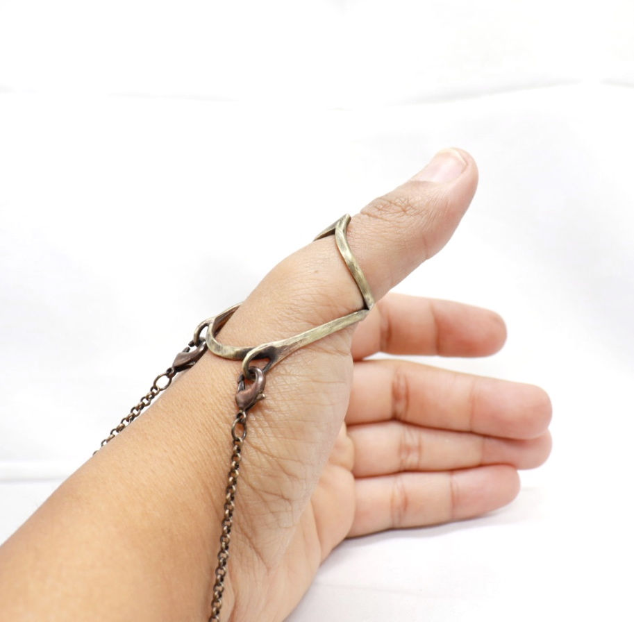 Thumbnail: VBrassMCP Thumb Splint Ring with Bracelet – Non Adjustable Support for Hyperexte