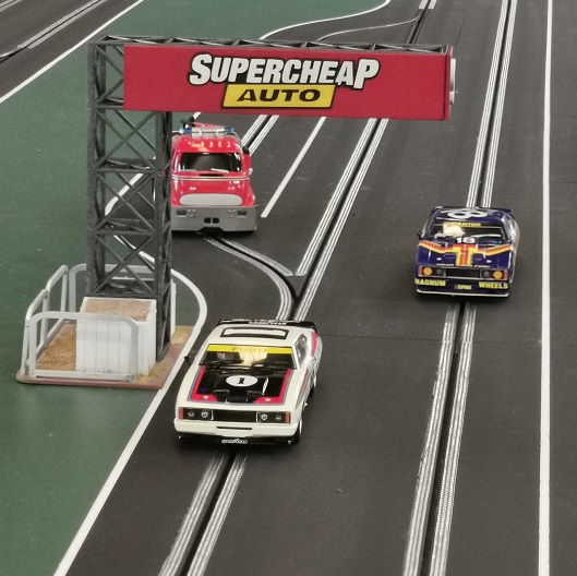 Thumbnail: MAGNETIC RACING-038sp Supercheap Auto Half Gantry Kit Painted
