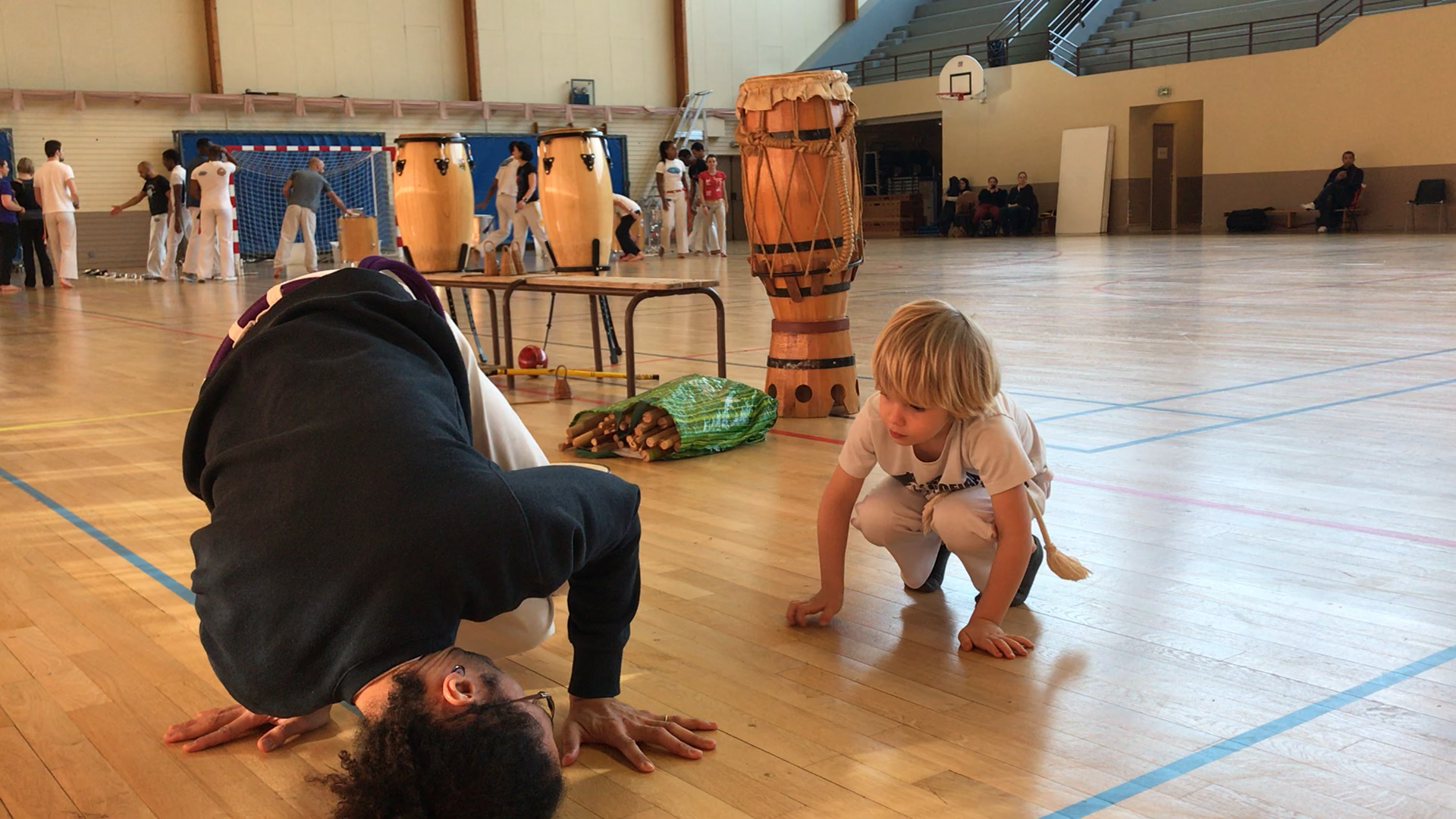 Transmission - Professeur Bambino (CAPOEIRA BIARRITZ SENZALA)