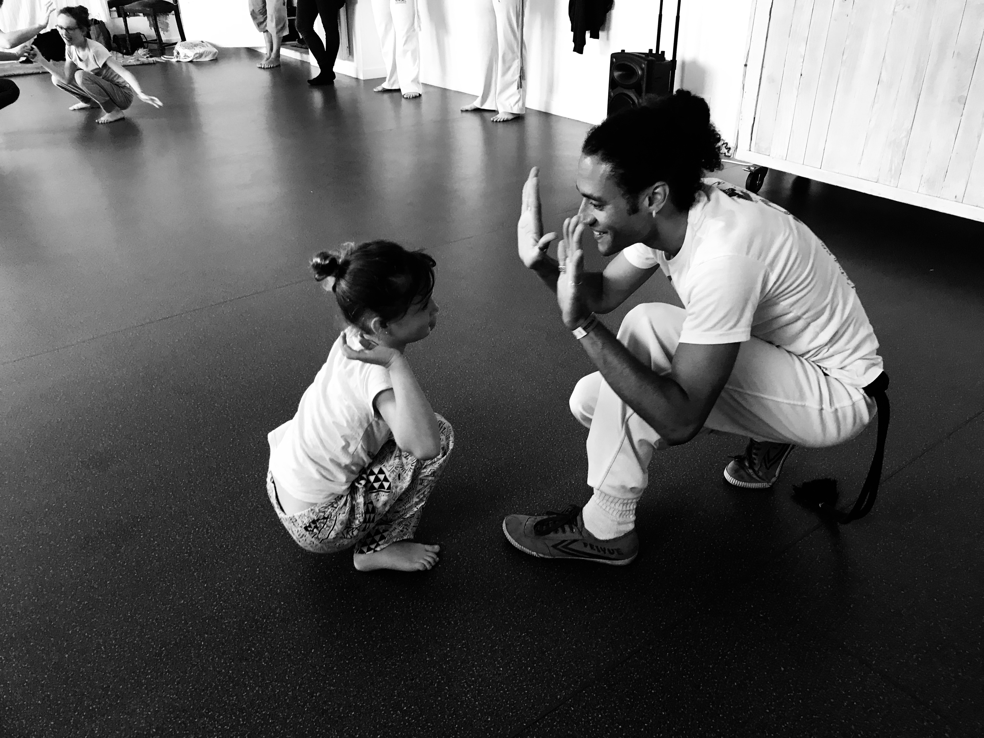 Cours avec professeur Bambino (CAPOEIRA BIARRITZ SENZALA)
