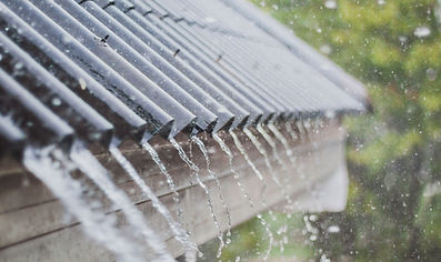 Rain on roof without gutters