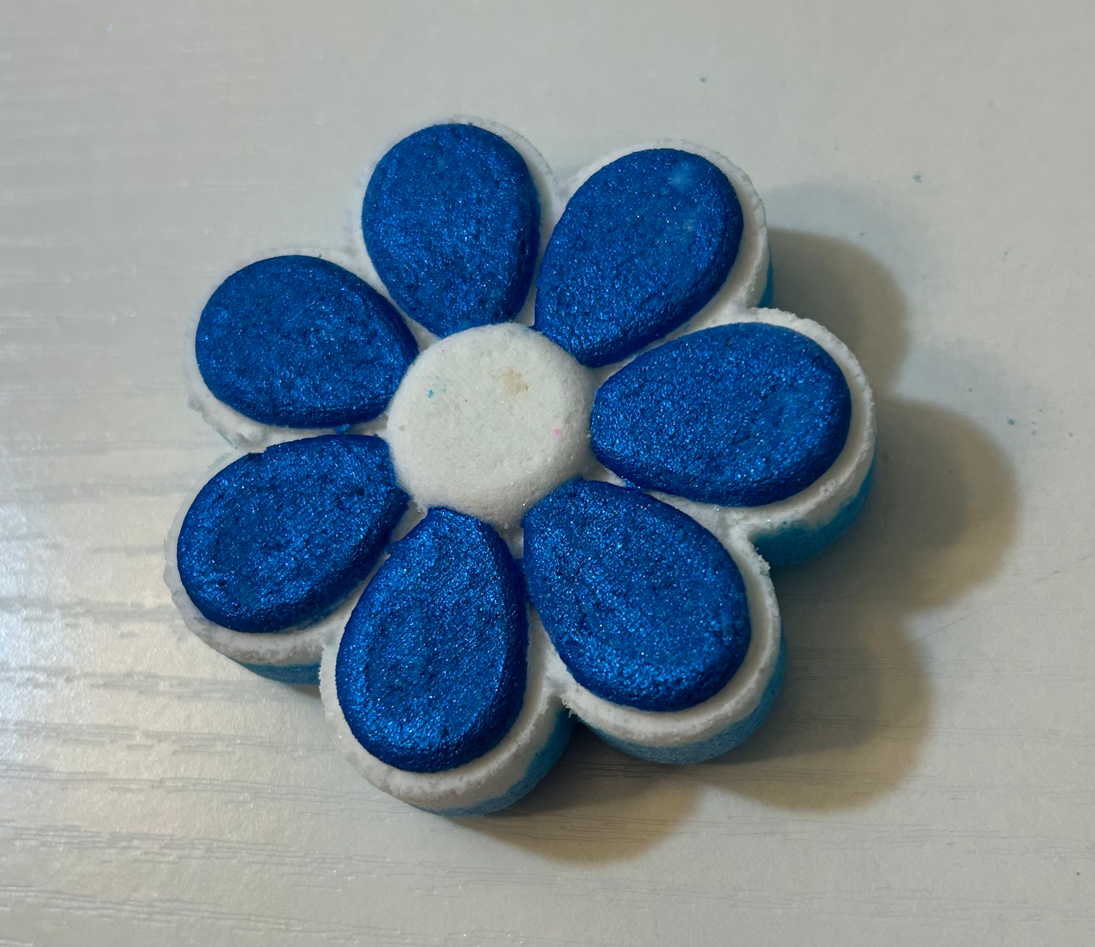 Daisy Bath Bomb