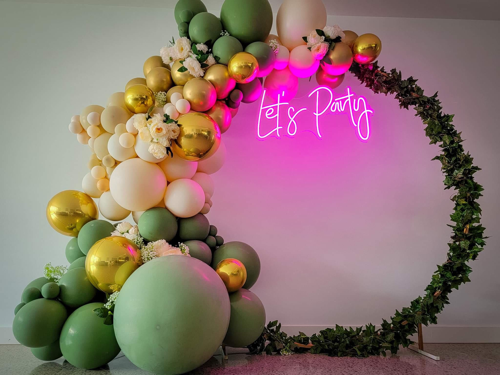 90 cm "Let's Party" - Neon Light