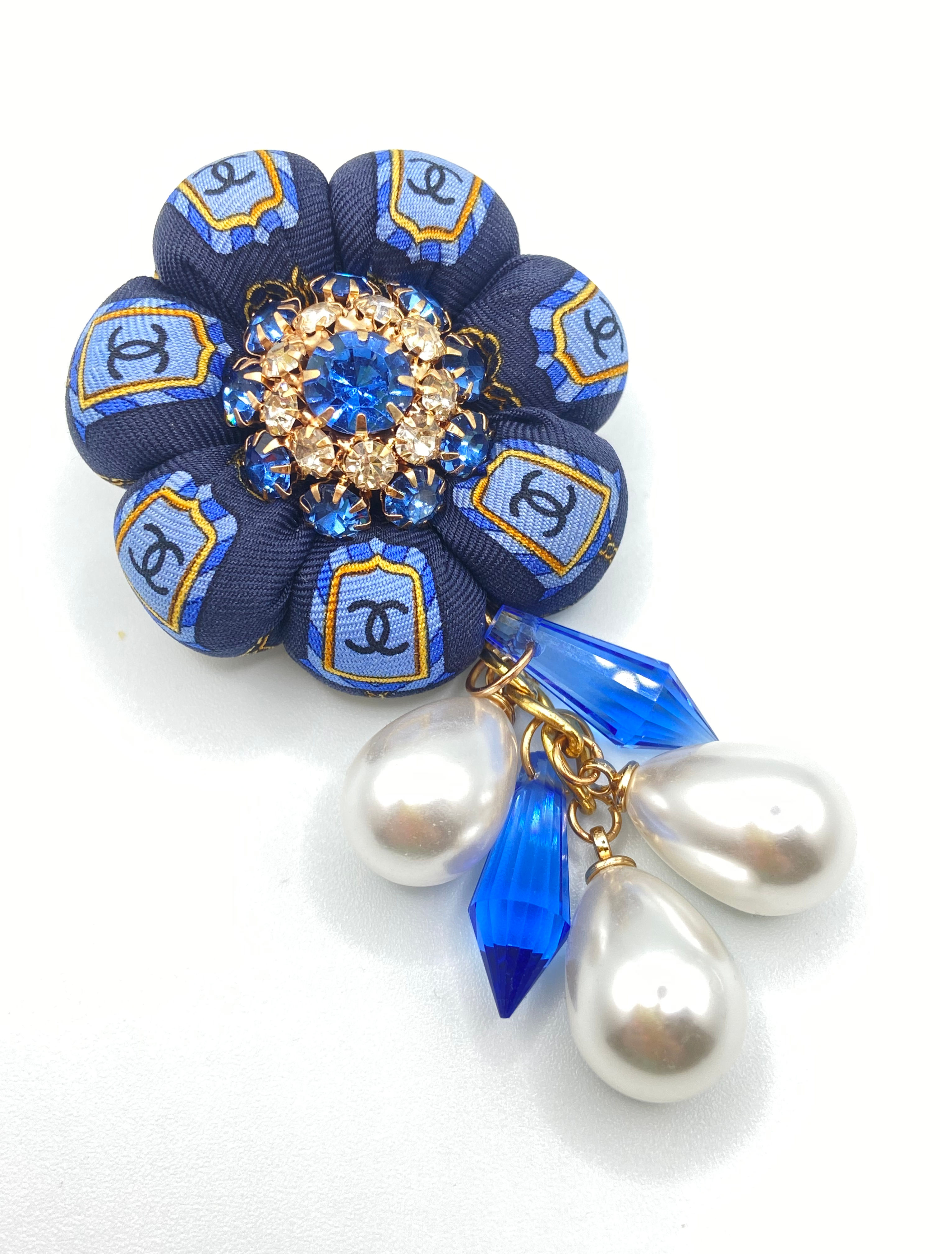 Blue Chanel logo wheat rosette brooch with pearl & glass made from vintage Cha