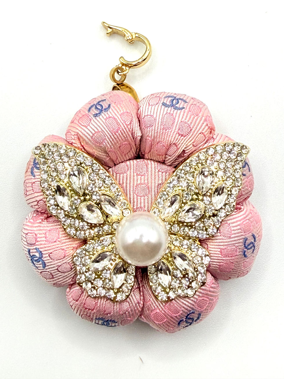 Thumbnail: Pink & blue CC logo jewel necklace made from a vintage Chanel silk tie