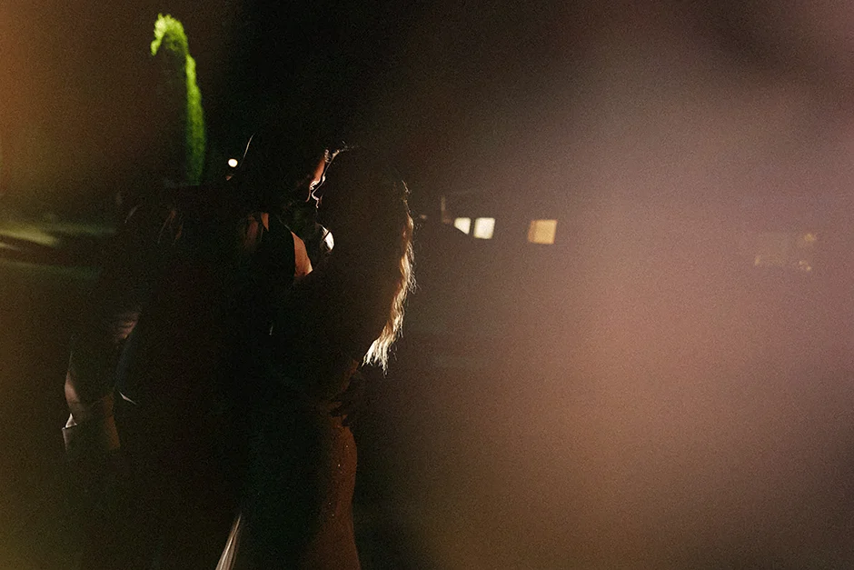 Kamerzysta na wesele, fotograf na ślub, sala weselna