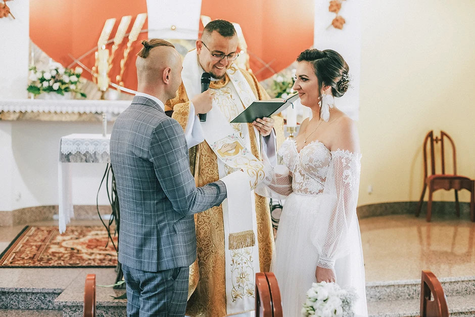 Kaplica Świętego Jana Nepomucena, Gościniec Nałęże, fotograf Jaworze, Dj. Karkut, fotograf śląsk, fotograf Gliwice, fotograf Bielsko-Biała, ślub Jaworze, sala weselna śląsk, fotograf Żory, Kaplica Świętego Jana Nepomucena, Gościniec Nałęże, fotograf Jaworze, Dj. Karkut, fotograf śląsk, fotograf Gliwice, fotograf Bielsko-Biała, Gościniec Szumny, Koralowa Sala Bankietowa, Dom Weselny Radosna, Sala Weselna Romeo i Julia, Kamil Szmidla, Mariusz Muzyk