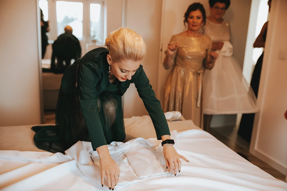 Dworek Mariański, sala weselna Częstochowa, fotograf Częstochowa, zespół weselny Częstochowa, dj Częstochowa, kamerzysta Częstochowa