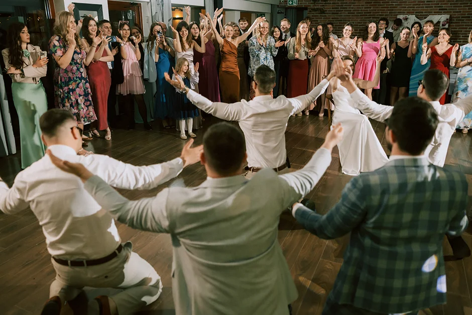 Dworek Kociołek, sala weselna małopolskie, sala weselna Myslenice, sala weselna Kraków, fotograf Kraków, fotograf ślubny, kamerzysta ślubny dj na wesele Kraków, sala weselna. zdjęcia analogiem na weselu, kamera vhs