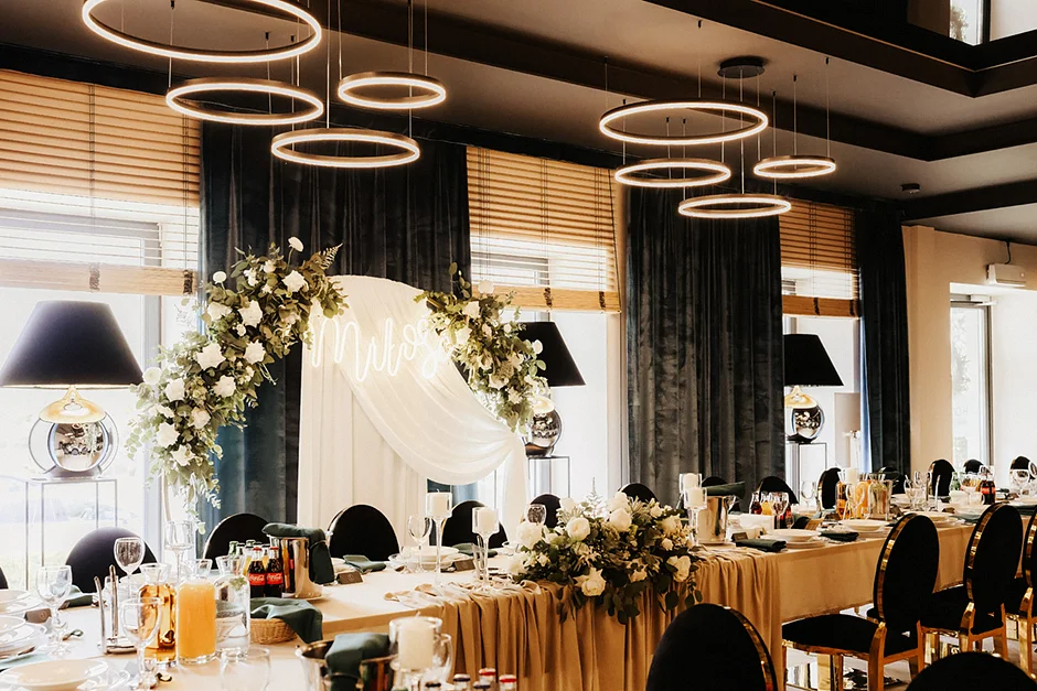 Film ślubny, zdjęcia ślubne, dj na wesele, zespół wesele, sala weselna, ślub plenerowy, ślub cywilny, sesja ślubna, dobry fotograf, polecany fotograf, sesja nocna, zdjęcia z ślubu, sala weselna małopolskie, Restauracja Arboretum