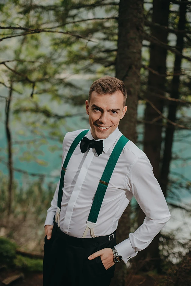 Ślub w plenerze Kraków, ślub humanistyczny Kraków, fotograf ślubny Kraków, wesele Ogród Brzoskwinia, sala weselna małopolskie, plener ślubny Morskie Oko, plener ślubny w górach, Crystal Palace, Sala Weselna Tiffany,  Pałac Goetz, Pałac pod Baranami, Dwór Sieraków, Stara zajezdnia Kraków, Cztery Kadry, Malachite Meadow, Marcin Orzolek