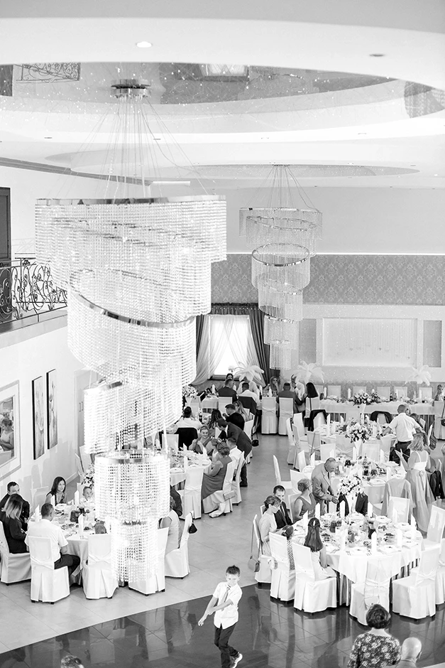 Sala Orchidea, Wesele Orchidea, Sala Bankietowa Orchidea, Zespół Fantazja, Plener ślubny Krowiarki, plener ślubny pałac w Krowiarkach, sesja Krowiarki, fotograf Częstochowa, fotograf Włoszczowa, fotograf Piotrków, fotograf ślubny Częstochowa, sala weselna Włoszczowa, sala weselna Częstochowa, sala weselna Radomsko, fotograf Radomsko