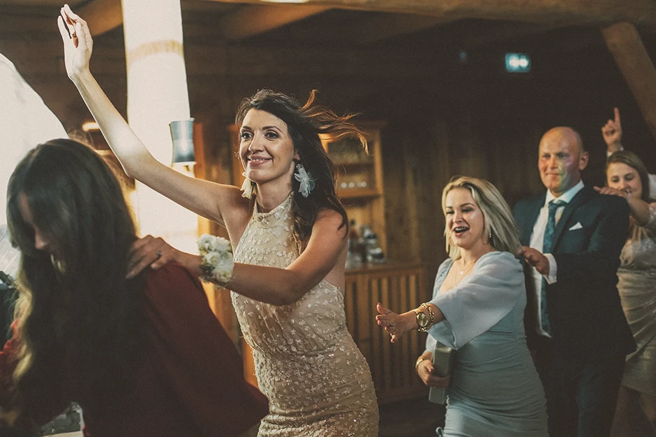 Kaplica Świętego Jana Nepomucena, Gościniec Nałęże, fotograf Jaworze, Dj. Karkut, fotograf śląsk, fotograf Gliwice, fotograf Bielsko-Biała, ślub Jaworze, sala weselna śląsk, fotograf Żory, Kaplica Świętego Jana Nepomucena, Gościniec Nałęże, fotograf Jaworze, Dj. Karkut, fotograf śląsk, fotograf Gliwice, fotograf Bielsko-Biała, Gościniec Szumny, Koralowa Sala Bankietowa, Dom Weselny Radosna, Sala Weselna Romeo i Julia, Kamil Szmidla, Mariusz Muzyk