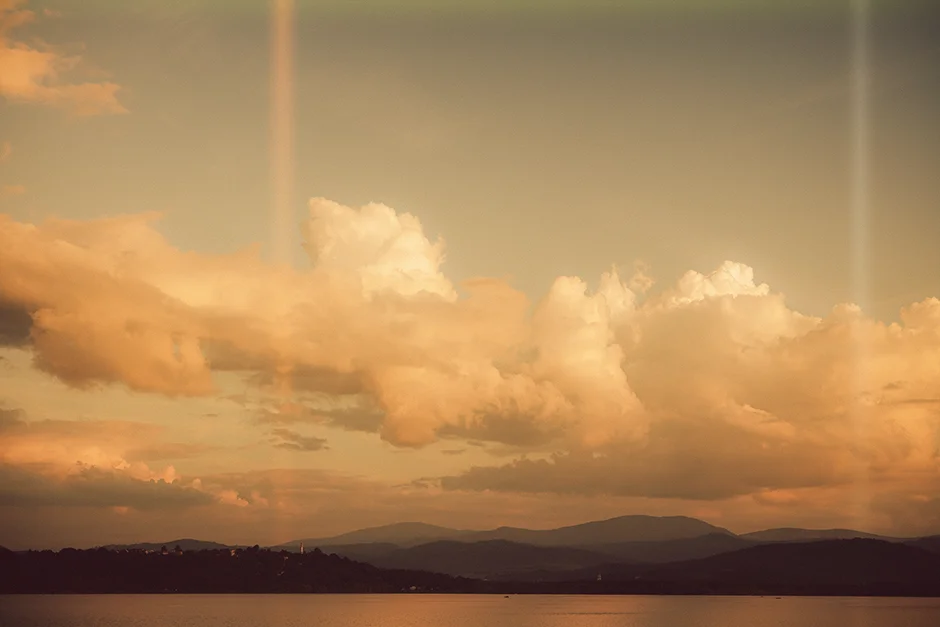 Ślub plenerowy z widokiem na jezioro śląsk, fotograf i kamerzysta