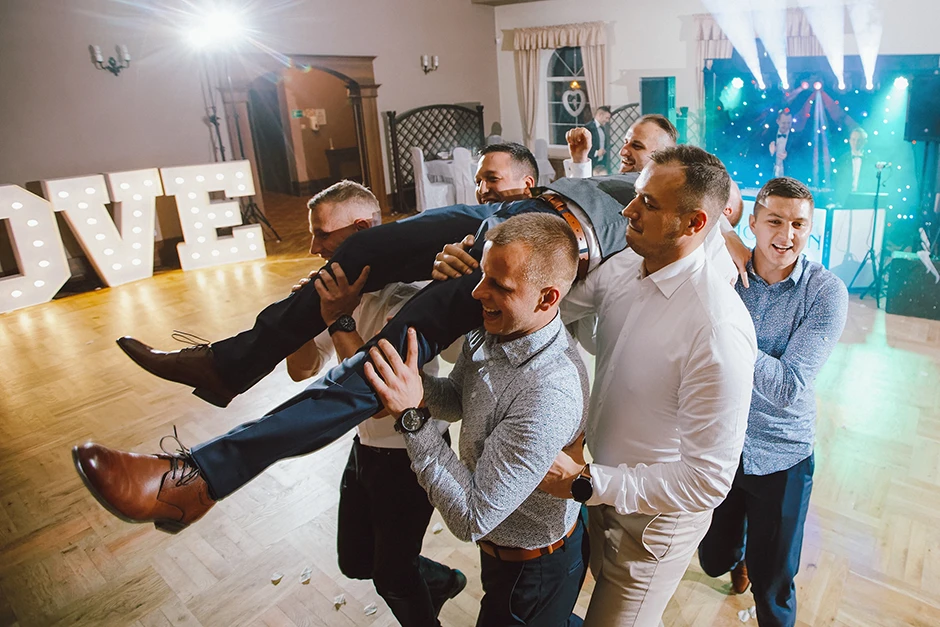 Wesele Dworek Wyry, sala weselna Mikołów, sala weselna Ruda śląska, sala weselna Tychy, sala weselna Tychy, sala weselna Jastrzębie, fotograf Żory, fotograf Jastrzębie, fotograf Tychy, fotograf Pszczyna, fotograf Katowice, dj Mikołów, zespół Mikołów, fotograf Mikołów