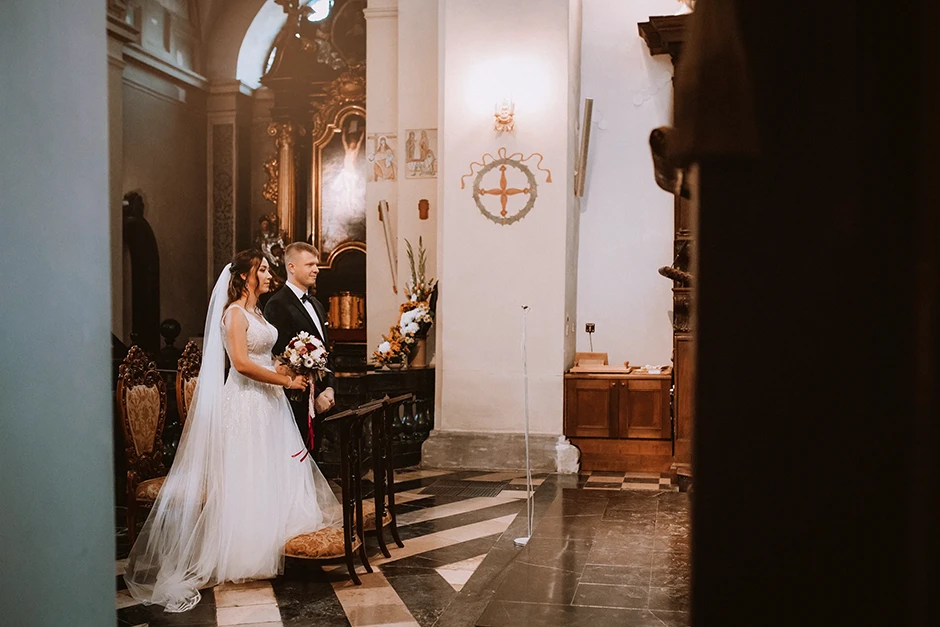 Ślub Opactwo Benedyktynów, ślub Tyniec, wesele Kraków, sala weselna Kraków, wesele Qrudo, sala weselna małopolskie, wesele Akacjowy Dwór, Krakowski Dom Weselny, Dom Weselny u Niedźwiedzia, wesele Hotel Stary, wesele Pałac Minoga, fotograf ślubny Kraków, dj Kraków, zespól weselny Kraków