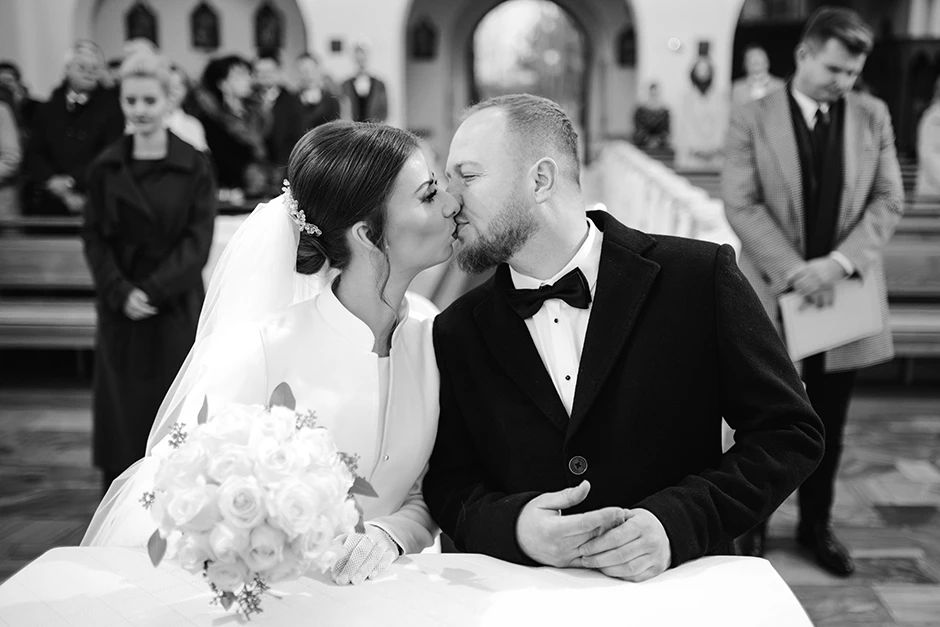 Dworek Mariański, sala weselna Częstochowa, fotograf Częstochowa, zespół weselny Częstochowa, dj Częstochowa, kamerzysta Częstochowa