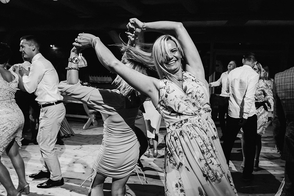 Kaplica Świętego Jana Nepomucena, Gościniec Nałęże, fotograf Jaworze, Dj. Karkut, fotograf śląsk, fotograf Gliwice, fotograf Bielsko-Biała, ślub Jaworze, sala weselna śląsk, fotograf Żory, Kaplica Świętego Jana Nepomucena, Gościniec Nałęże, fotograf Jaworze, Dj. Karkut, fotograf śląsk, fotograf Gliwice, fotograf Bielsko-Biała, Gościniec Szumny, Koralowa Sala Bankietowa, Dom Weselny Radosna, Sala Weselna Romeo i Julia, Kamil Szmidla, Mariusz Muzyk