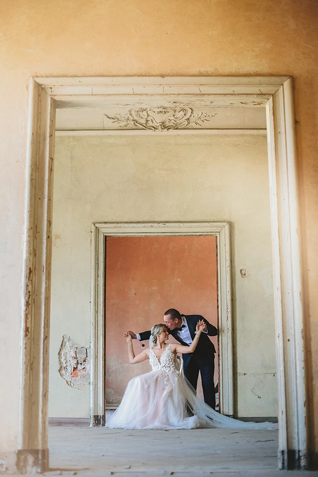 Sala Orchidea, Wesele Orchidea, Sala Bankietowa Orchidea, Zespół Fantazja, Plener ślubny Krowiarki, plener ślubny pałac w Krowiarkach, sesja Krowiarki, fotograf Częstochowa, fotograf Włoszczowa, fotograf Piotrków, fotograf ślubny Częstochowa, sala weselna Włoszczowa, sala weselna Częstochowa, sala weselna Radomsko, fotograf Radomsko