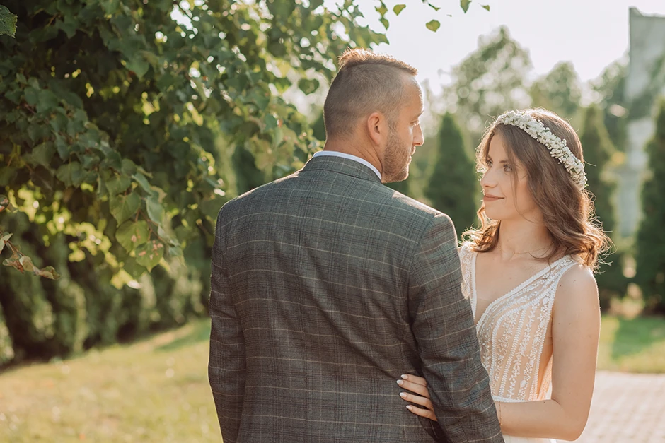 Sala weselna Lubliniec, fotograf Lubliniec, kamerzysta Lubliniec, zespół weselny Lubliniec, dj Lubliniec, atrakcje weselne Lubliniec, fotograf ślub Lubliniec