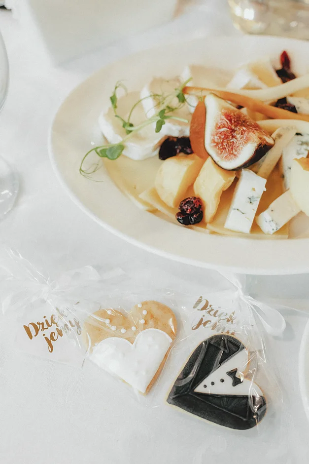Biżuteria, obrączki, winietki i inne eleganckie dodatki
