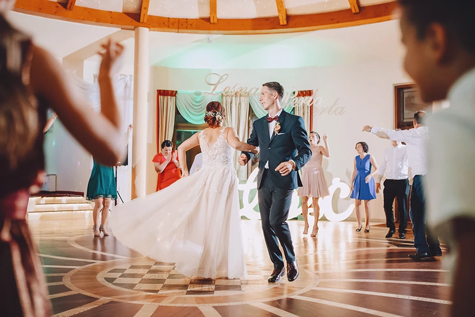 Wesele Leśna Perła, Wesele Leśna Perła Rudziniec, sala weselna Strzelce, sala weselna Kędzierzyn Koźle, sala weselna Gliwice, sala weselna śląsk, fotograf ślub Gliwice, fotograf ślub Śląsk, fotograf ślub Rybnik, fotograf ślub Stzrelce, fotograf ślub Tworóg, zespół na ślub Gliwice, zespół na Ślub Strzelce, zespół na ślub śląsk, dj ślub śląsk, dj ślub Radlin, dj ślub Strzelce, dj ślub Tworóg, dj ślub Pyskowice, fotograf Pyskowice