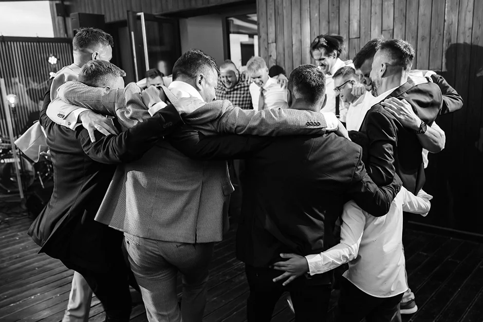 Plener ślubny w Winnicy, Ślub kościelny w plenerze, Winnica Jura, sala weselna, kamerzysta, fotograf, Kraków