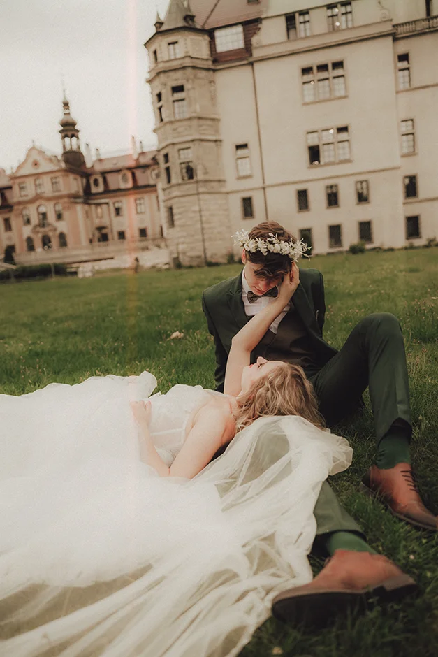 Sesja poślubna w parku