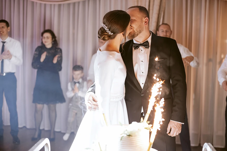 Dworek Mariański, sala weselna Częstochowa, fotograf Częstochowa, zespół weselny Częstochowa, dj Częstochowa, kamerzysta Częstochowa