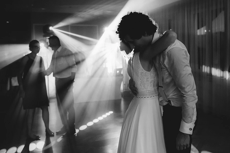 Fotograf Kraków, fotograf ślubny Kraków, fotograf na wesele w Krakowie, sala weselna Kraków, sala weselna Romantica, sala weselna małopolskie, ślub w kościele, twojdzien.com, dj na wesele Kraków, zespół na wesele Kraków, sala weselna śląsk, polsko-amerykańskie wesele, wesele Brzoskwinia Ogród, wesele w Krakowie, ranking sal weselnych Krakowa