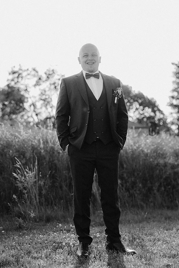 Fotograf Kraków, reportaż ślubny z sali weselnej w Małopolsce, styl rustykalny, kamerzysta, wedding content creator Kraków