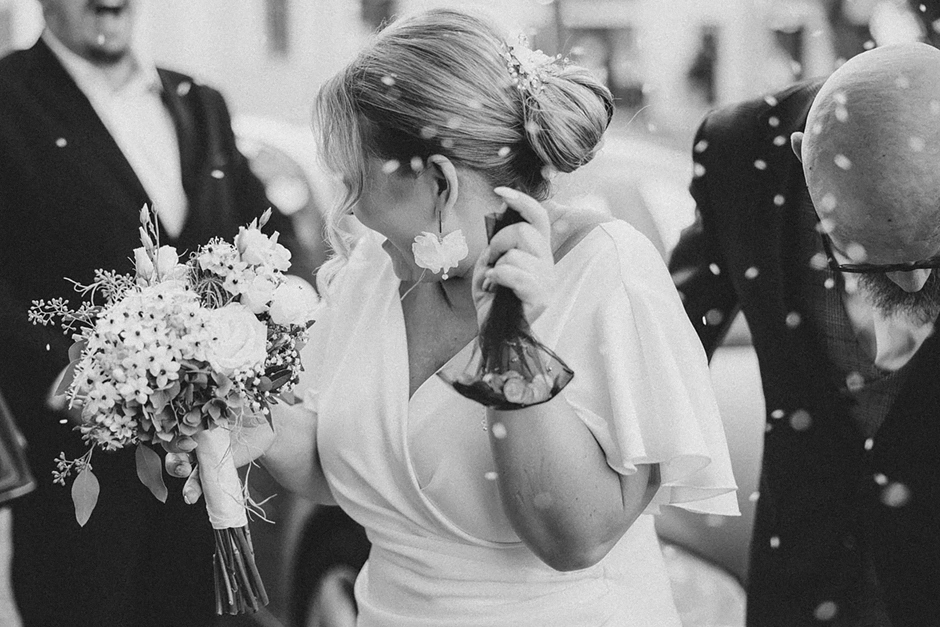 Piękne detale wesela uchwycone w fotografii.