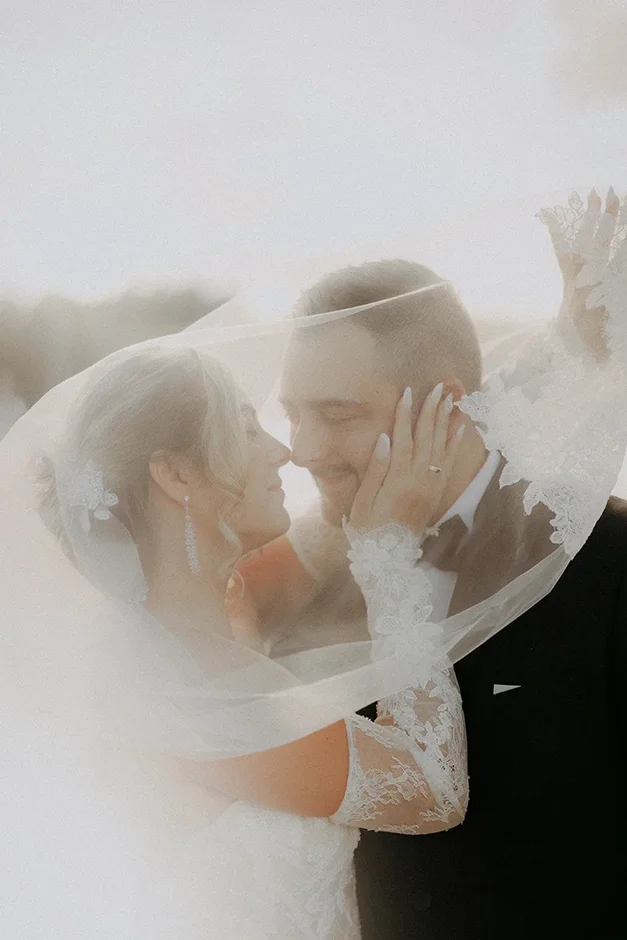 Kamerzysta na wesele, fotograf na ślub, sala weselna