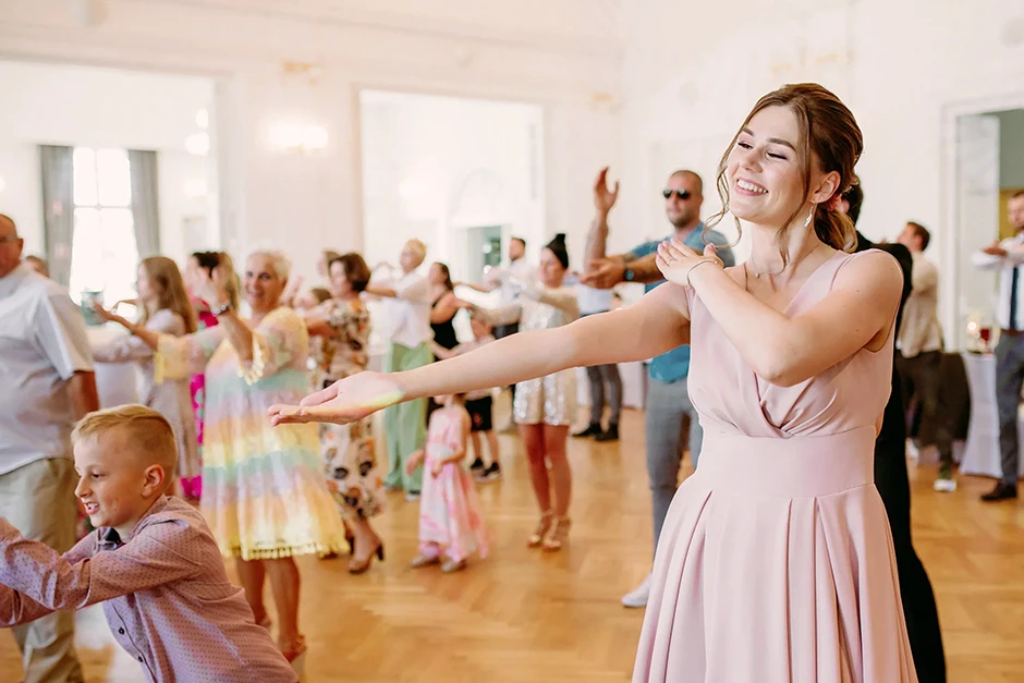 Pod Zeleným dubem, Plener w Krowiarkach, fotograf śląsk, fotograf Katowice, fotograf Czechy, One Night Band, Piotr Żyra, fotograf Żory, Narození Panny Marie,  fotograf Częstrochowa, ślub Bohumin, Agnieszka Gafron, Anna Zawadzka