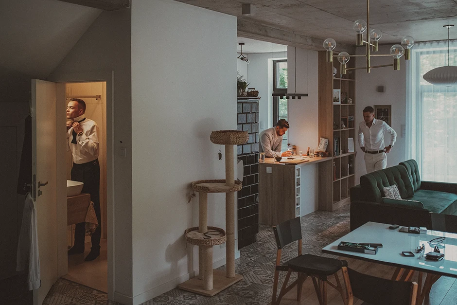 Ślub w plenerze Kraków, ślub humanistyczny Kraków, fotograf ślubny Kraków, wesele Ogród Brzoskwinia, sala weselna małopolskie, plener ślubny Morskie Oko, plener ślubny w górach, Crystal Palace, Sala Weselna Tiffany,  Pałac Goetz, Pałac pod Baranami, Dwór Sieraków, Stara zajezdnia Kraków, Cztery Kadry, Malachite Meadow, Marcin Orzolek