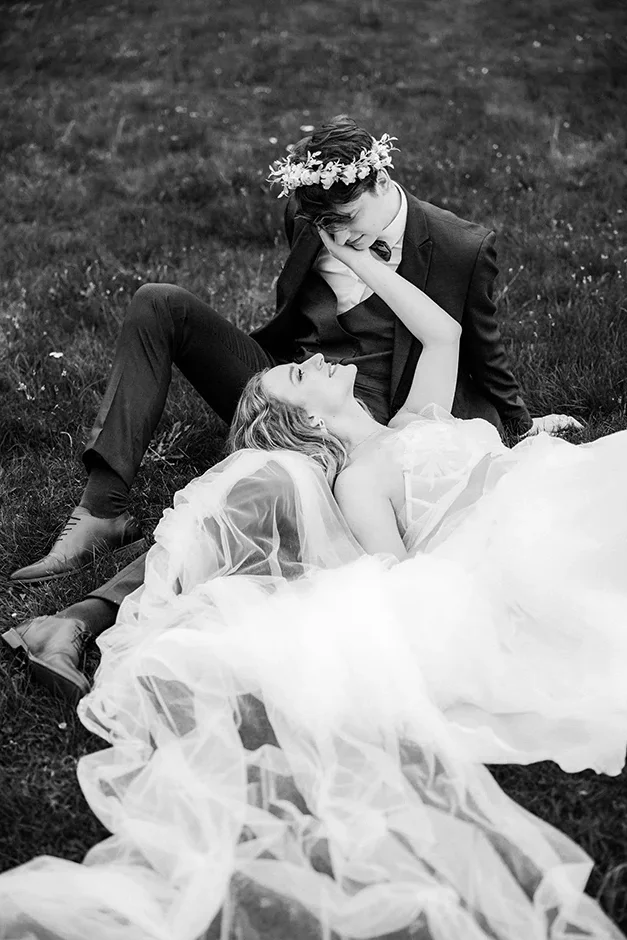 Sesja poślubna w parku