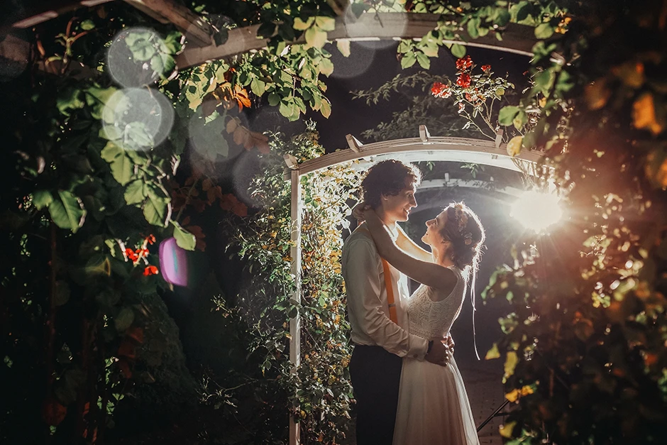 Fotograf Kraków, fotograf ślubny Kraków, fotograf na wesele w Krakowie, sala weselna Kraków, sala weselna Romantica, sala weselna małopolskie, ślub w kościele, twojdzien.com, dj na wesele Kraków, zespół na wesele Kraków, sala weselna śląsk, polsko-amerykańskie wesele, wesele Brzoskwinia Ogród, wesele w Krakowie, ranking sal weselnych Krakowa