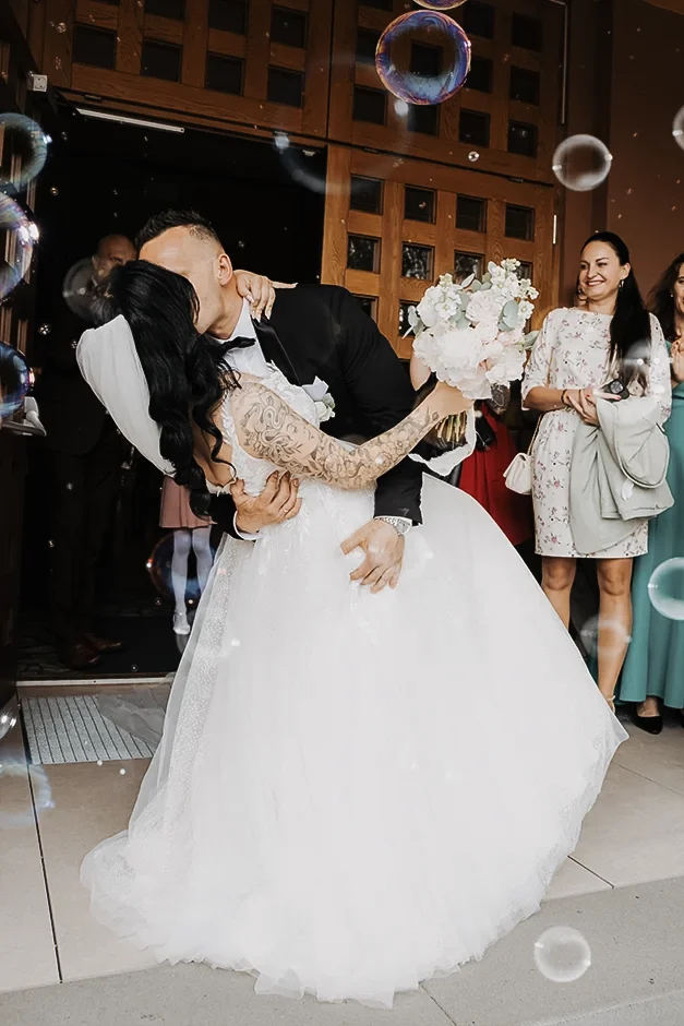 Arkadia Żory. Naturalna fotografia ślubna, elegancka sala i wyjątkowa atmosfera przyjęcia.