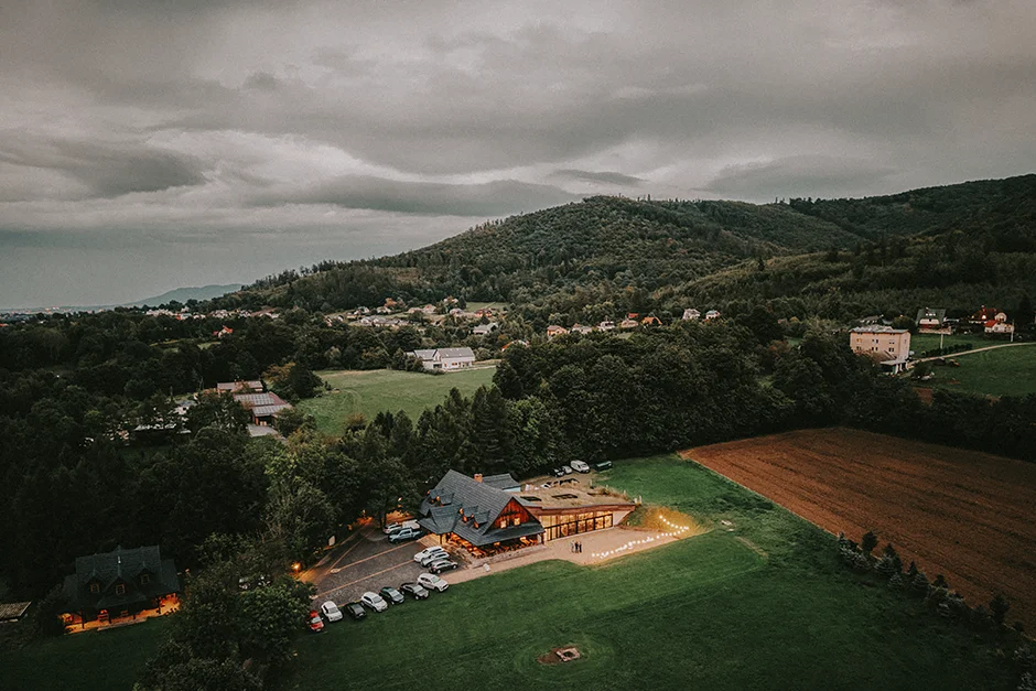 Gościniec Szumny Jaworze, Fotograf i kamerzysta na wesele, Wedding content creator, sala weselna góry