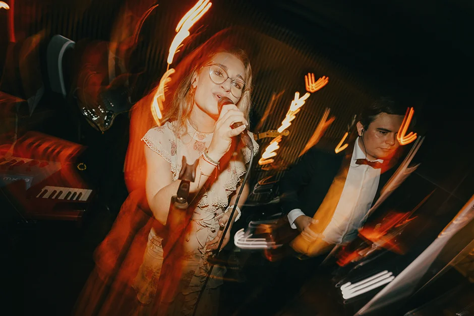 Plener ślubny w Winnicy, Ślub kościelny w plenerze, Winnica Jura, sala weselna, kamerzysta, fotograf, Kraków