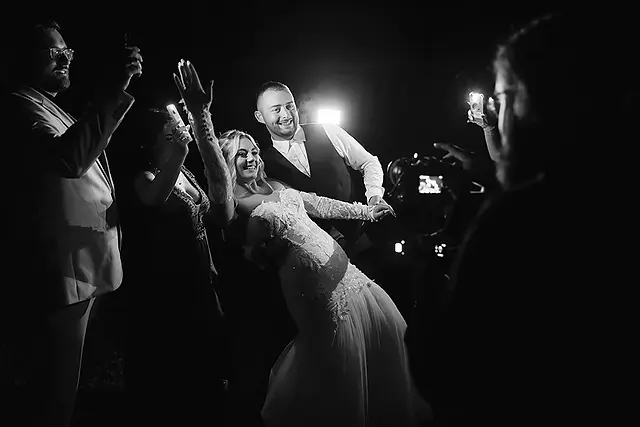 Kamerzysta na wesele, fotograf na ślub, sala weselna