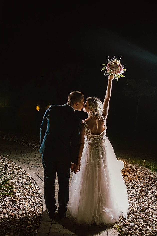 Sala Orchidea, Wesele Orchidea, Sala Bankietowa Orchidea, Zespół Fantazja, Plener ślubny Krowiarki, plener ślubny pałac w Krowiarkach, sesja Krowiarki, fotograf Częstochowa, fotograf Włoszczowa, fotograf Piotrków, fotograf ślubny Częstochowa, sala weselna Włoszczowa, sala weselna Częstochowa, sala weselna Radomsko, fotograf Radomsko