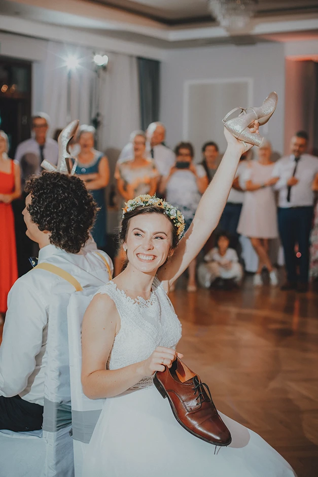 Fotograf Kraków, fotograf ślubny Kraków, fotograf na wesele w Krakowie, sala weselna Kraków, sala weselna Romantica, sala weselna małopolskie, ślub w kościele, twojdzien.com, dj na wesele Kraków, zespół na wesele Kraków, sala weselna śląsk, polsko-amerykańskie wesele, wesele Brzoskwinia Ogród, wesele w Krakowie, ranking sal weselnych Krakowa