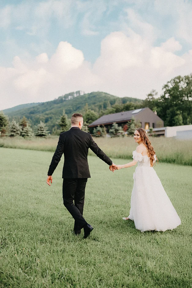 Fotografia ślubna Jaworze – reportaż z wesela w Gościńcu Szumnym
