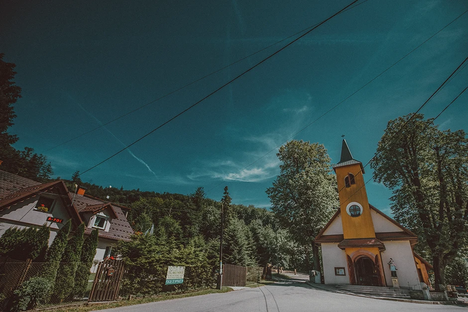 Kaplica Świętego Jana Nepomucena, Gościniec Nałęże, fotograf Jaworze, Dj. Karkut, fotograf śląsk, fotograf Gliwice, fotograf Bielsko-Biała, ślub Jaworze, sala weselna śląsk, fotograf Żory, Kaplica Świętego Jana Nepomucena, Gościniec Nałęże, fotograf Jaworze, Dj. Karkut, fotograf śląsk, fotograf Gliwice, fotograf Bielsko-Biała, Gościniec Szumny, Koralowa Sala Bankietowa, Dom Weselny Radosna, Sala Weselna Romeo i Julia, Kamil Szmidla, Mariusz Muzyk