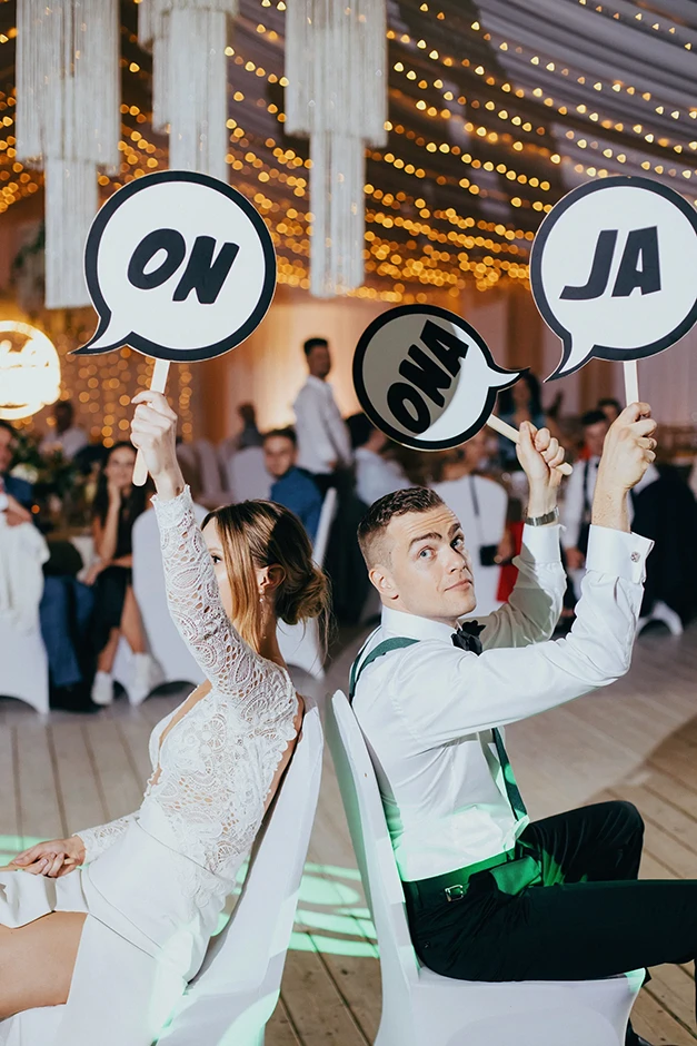 Ślub w plenerze Kraków, ślub humanistyczny Kraków, fotograf ślubny Kraków, wesele Ogród Brzoskwinia, sala weselna małopolskie, plener ślubny Morskie Oko, plener ślubny w górach, Crystal Palace, Sala Weselna Tiffany,  Pałac Goetz, Pałac pod Baranami, Dwór Sieraków, Stara zajezdnia Kraków, Cztery Kadry, Malachite Meadow, Marcin Orzolek