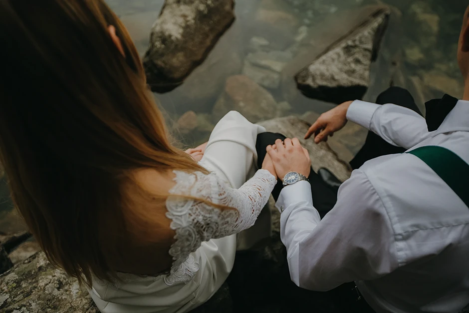 Ślub w plenerze Kraków, ślub humanistyczny Kraków, fotograf ślubny Kraków, wesele Ogród Brzoskwinia, sala weselna małopolskie, plener ślubny Morskie Oko, plener ślubny w górach, Crystal Palace, Sala Weselna Tiffany,  Pałac Goetz, Pałac pod Baranami, Dwór Sieraków, Stara zajezdnia Kraków, Cztery Kadry, Malachite Meadow, Marcin Orzolek