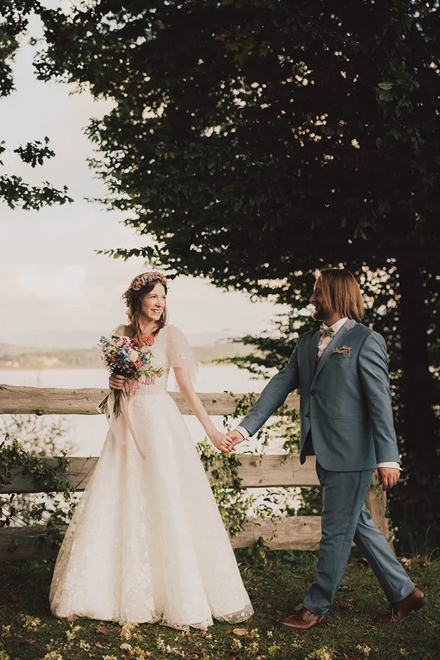 Ślub plenerowy z widokiem na jezioro śląsk, fotograf i kamerzysta